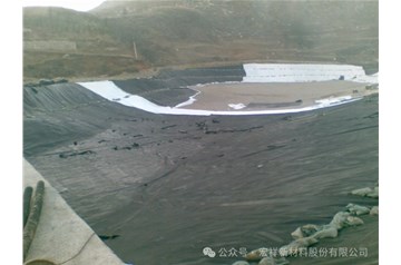 矿业堆浸用抗冲击耐腐蚀HDPE土工膜